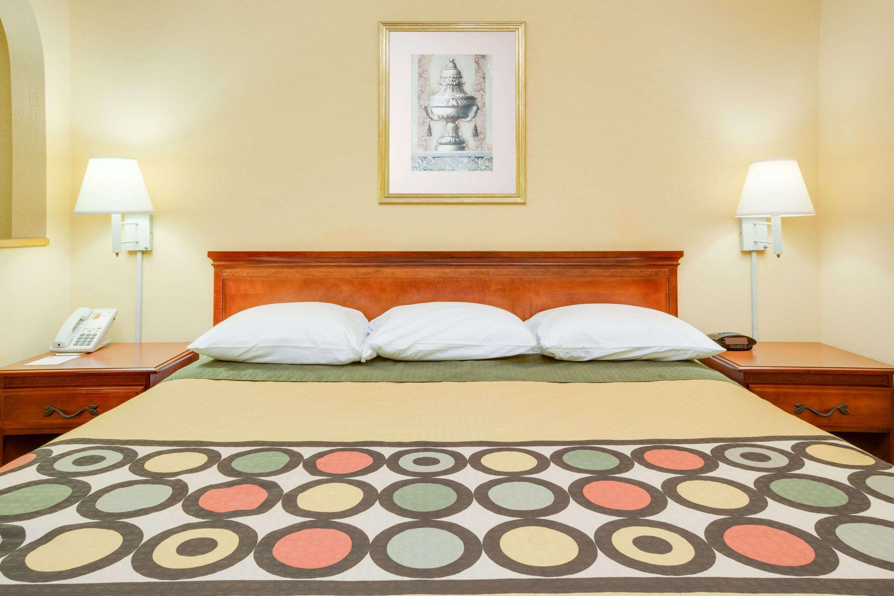 ซูเปอร์ 8 บาย วินด์แฮม ไดเบอร์วิลล์ บิล็อกซี แอเรีย Hotel ภายนอก รูปภาพ