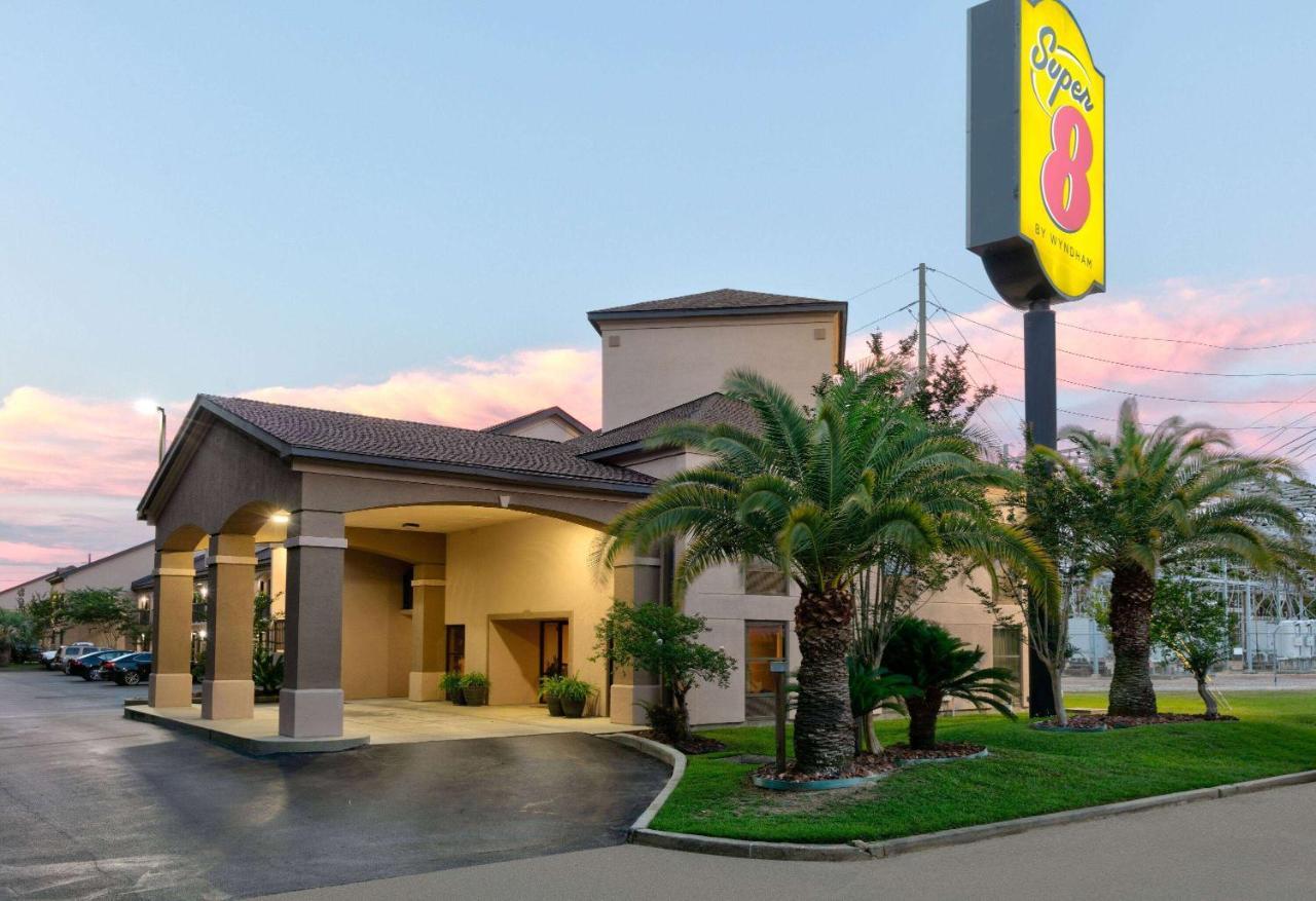 ซูเปอร์ 8 บาย วินด์แฮม ไดเบอร์วิลล์ บิล็อกซี แอเรีย Hotel ภายนอก รูปภาพ