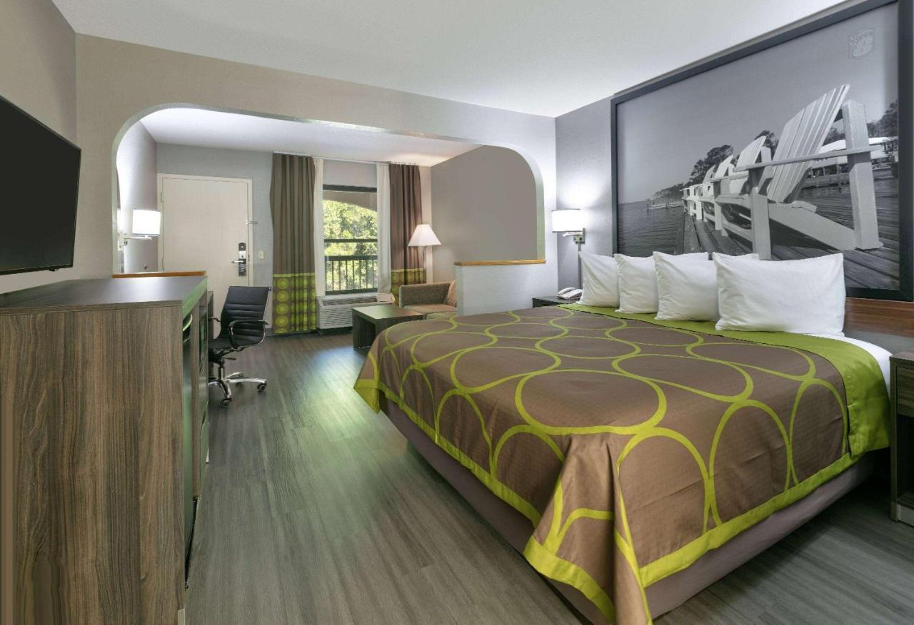 ซูเปอร์ 8 บาย วินด์แฮม ไดเบอร์วิลล์ บิล็อกซี แอเรีย Hotel ภายนอก รูปภาพ